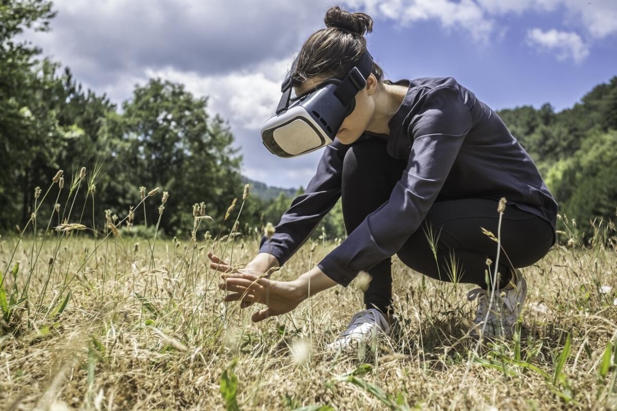 Natural VR moment