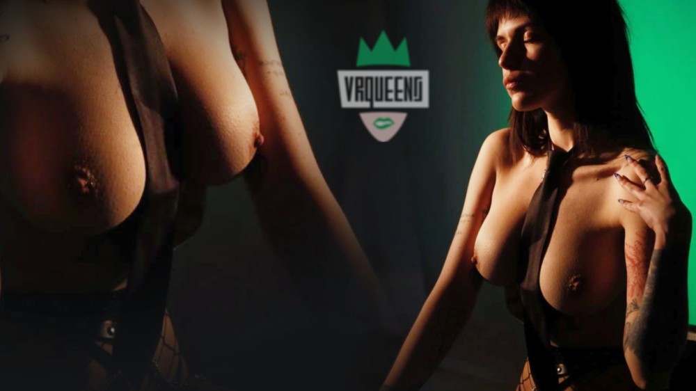 Big Tits Alt Girl in Stunning 4K VR Action