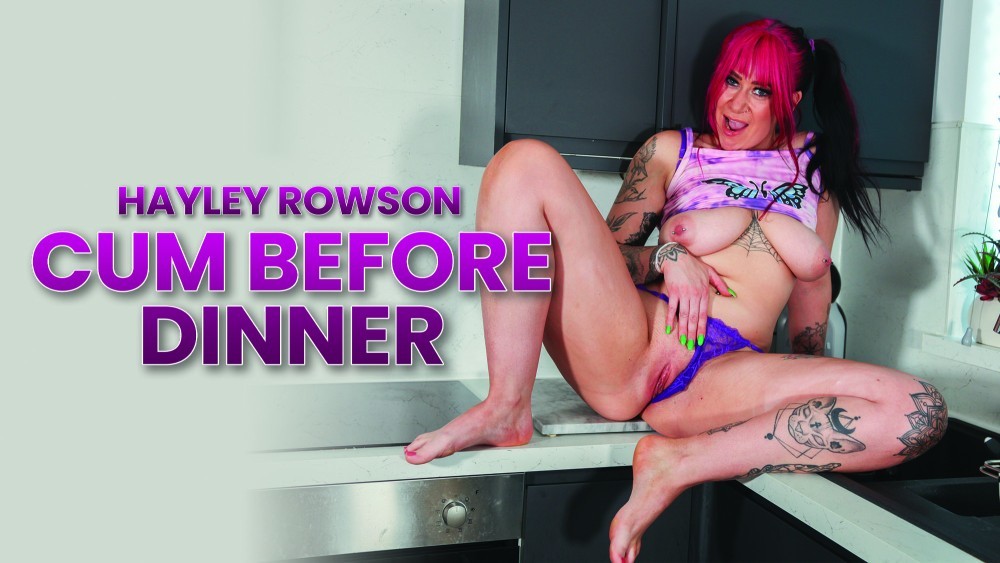 Hayley Rowson in Steamy Pre-Dinner Tease