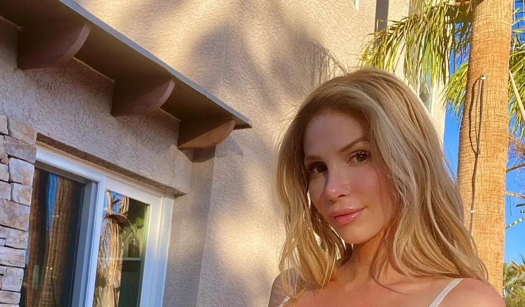 Pornstar Spotlight: Jill Palmer — The Queen of Immersive VR Threesomes