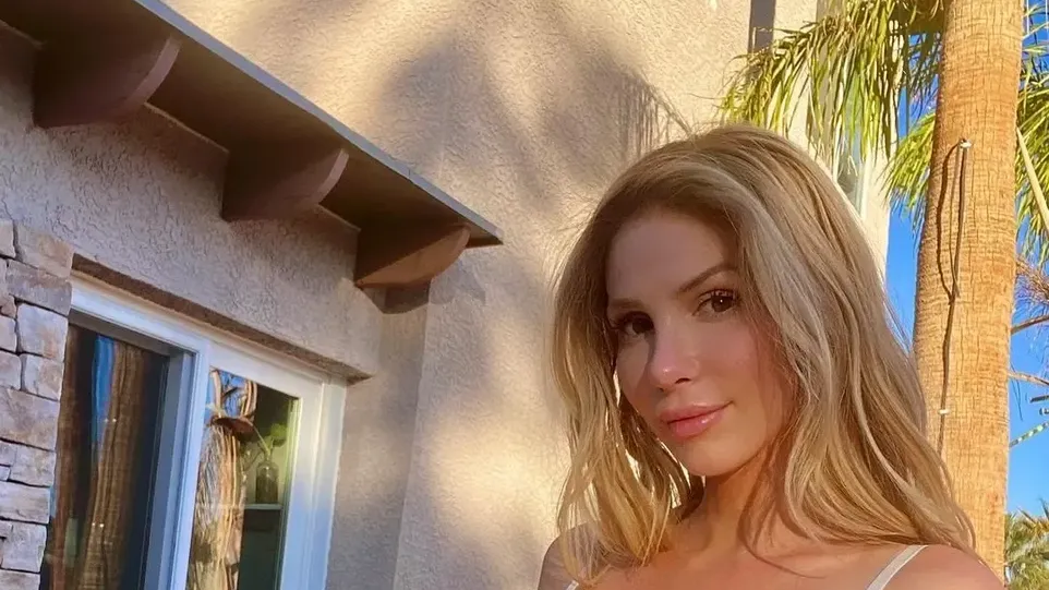 Pornstar Spotlight: Jill Palmer — The Queen of Immersive VR Threesomes