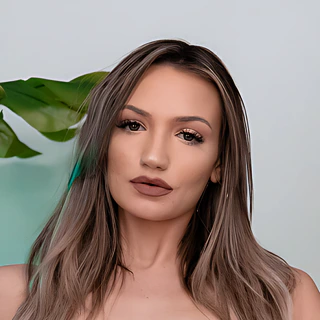 Mia Molotov - Pornstar Profile on xNight
