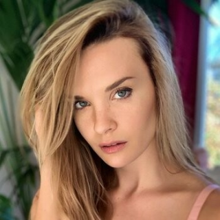 Phoenix Taylor Pornstar