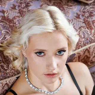 Orellia - Pornstar Profile on xNight