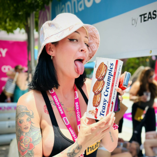 LackofSkillets - Pornstar Profile on xNight