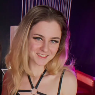 Melly4You - Pornstar Profile on xNight