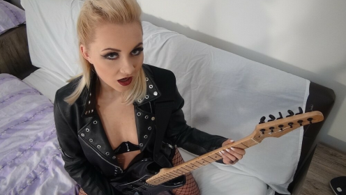 Marilyn Sugar: Rockstar Fantasy in 4K VR