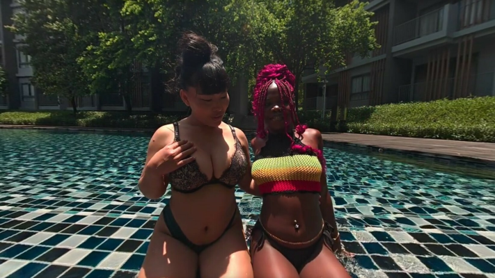 Amelia Star: Poolside Tease 6K - Image 1