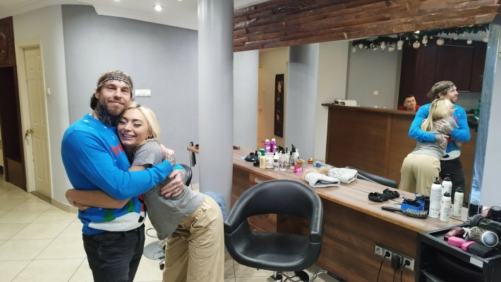 Chloe Temple Cheating Blonde in Wild VR Scene - Image 1