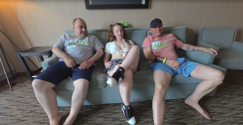 Sexy Amy Quinn Takes a Creampie & a Facial - Image 1