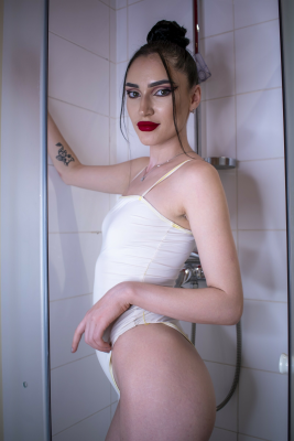 Brunette Skinny Teen Playing With Her Pussy in The Shower - Image 3