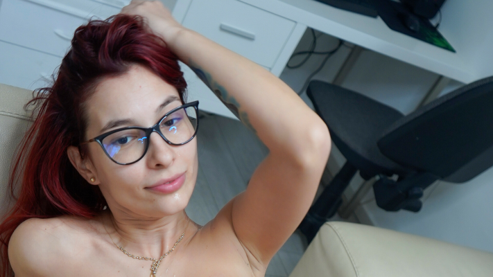 Rosse - Babysitter Interview - Image 4