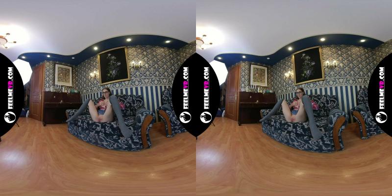 Teenager Style Nude Pohotosession Vr180 Backstage With Busty Girl Lina - Image 5