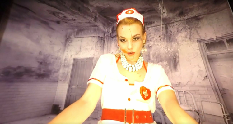 352 - Rebeca Black - Cosplay - Image 1