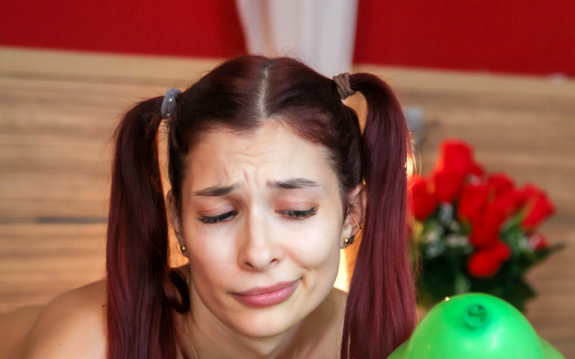 Balloon Popping Desire - Rosse - Image 4