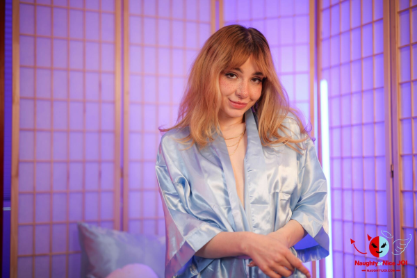 Demi Hawks Begs for Your Load in 8K VR - Image 2