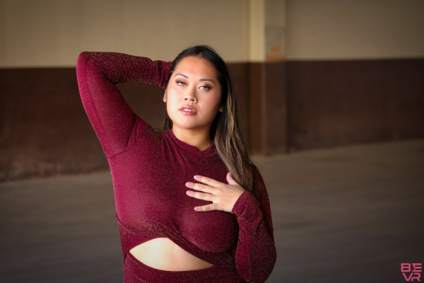 Kimmie Liu Sizzles in Sensual Solo Tease - Image 4