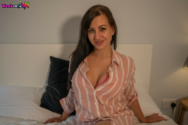 Tindra Frost Teasing in Stunning VR Action - Image 1