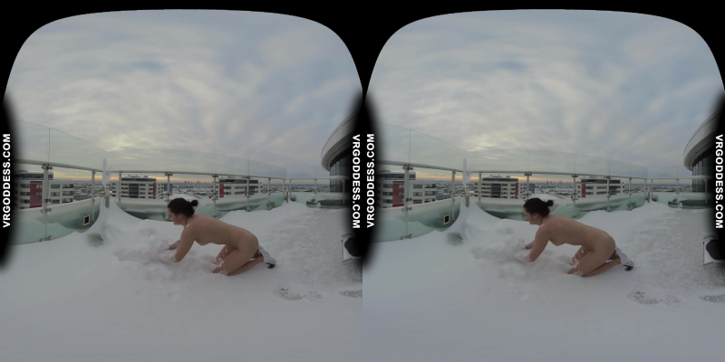 Rosalina Teen Solo Hookah Play in 4K VR - Image 10